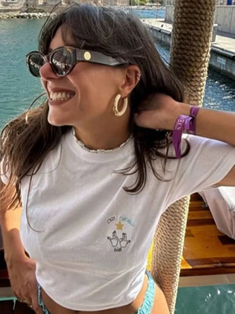 VILZSTUDIOS Cute Embroidered T-Shirt