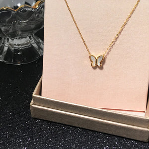 VILZSTUDIOS Acrylic Butterfly Pendant Necklace