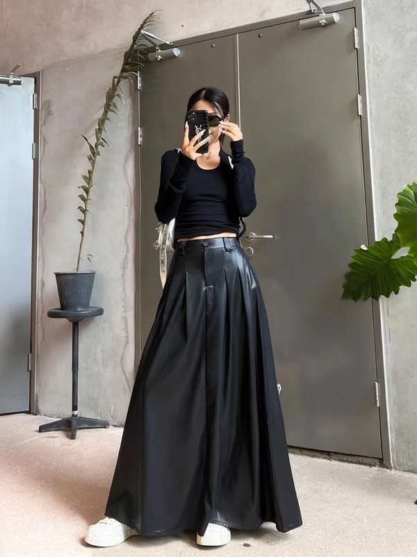 Luxury Black Pleated Maxi Skirt