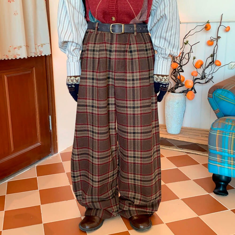 VILZSTUDIOS Retro plaid trousers for stylish streetwear fashion