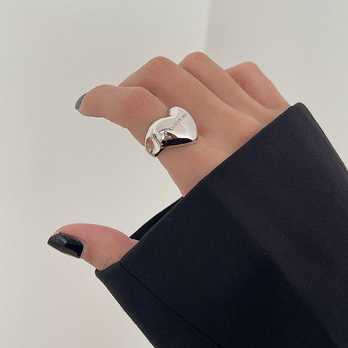 VILZSTUDIOS Adjustable love ring for stylish accessories