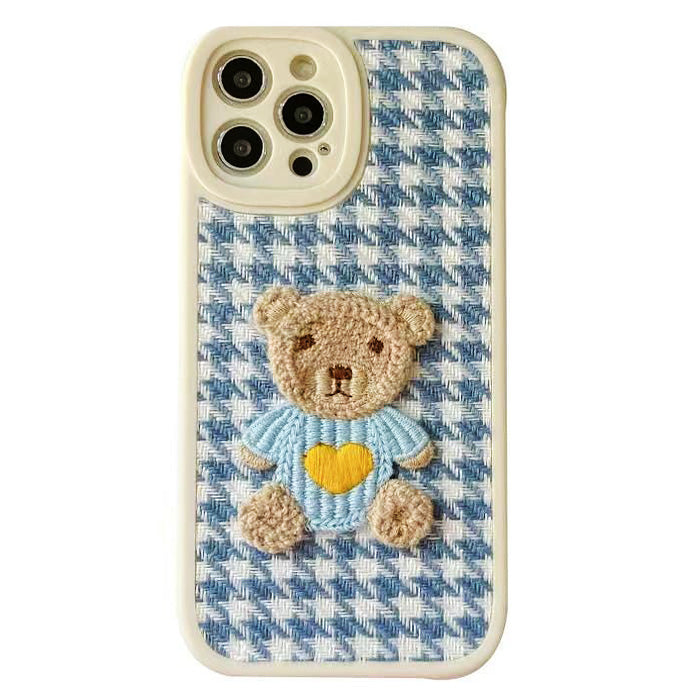 VILZSTUDIOS Bear embroidered phone case