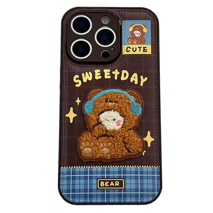 VILZSTUDIOS Cute bear embroidery phone case