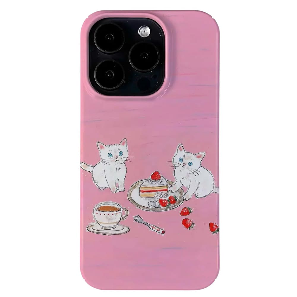 VILZSTUDIOS Cute phone case featuring playful kittens