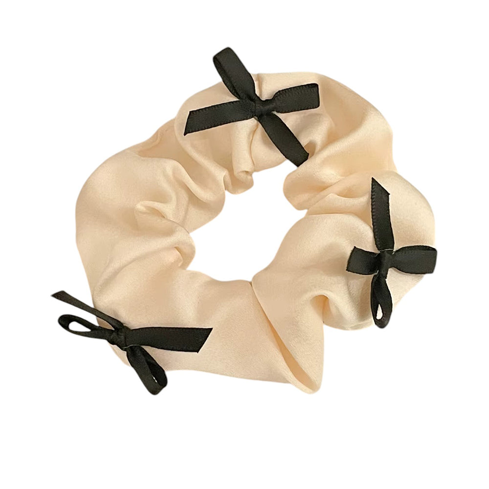 VILZSTUDIOS Satin scrunchie with bows for stylish hair accessory