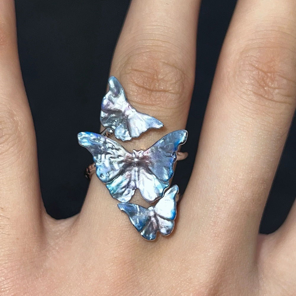 VILZSTUDIOS Aesthetic layered butterfly ring in reflective finish
