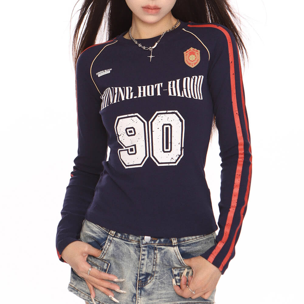 VILZSTUDIOS Stylish long sleeve top with number graphic and stripe details