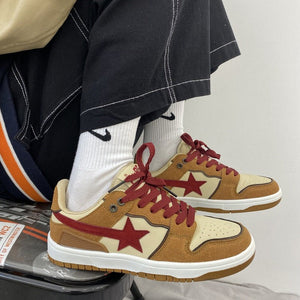 VILZSTUDIOS Stylish low-top sneakers with a shooting star design