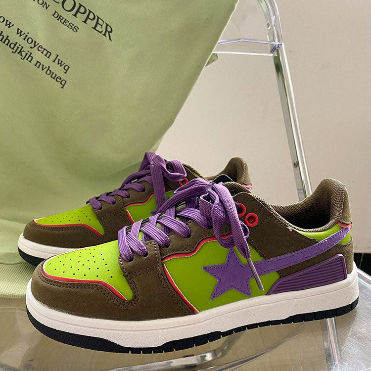 VILZSTUDIOS Stylish low-top sneakers with a shooting star design