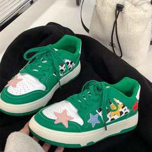 VILZSTUDIOS Aesthetic sneakers with shooting star design