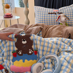 VILZSTUDIOS Multicolor check and stripe fleece bedding set with cartoon animal appliqués