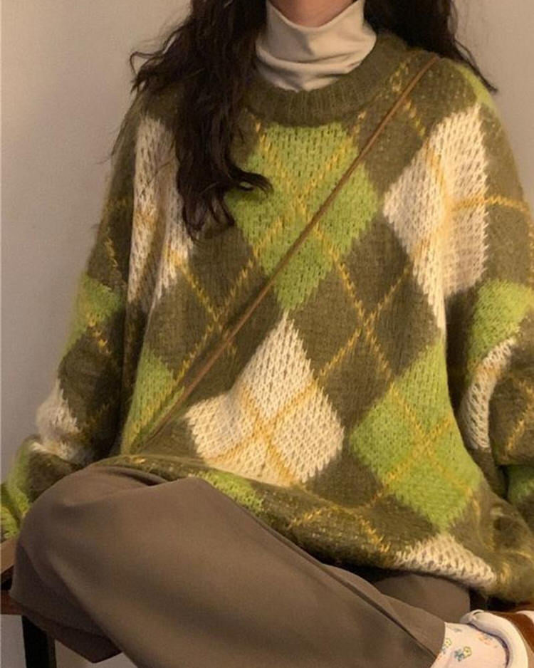 VILZSTUDIOS Cozy argyle sweater from VILZSTUDIOS