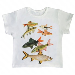 VILZSTUDIOS Artistic fish graphic crop tee for stylish casual wear