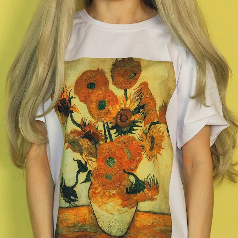 VILZSTUDIOS Artistic floral graphic tee from VILZSTUDIOS