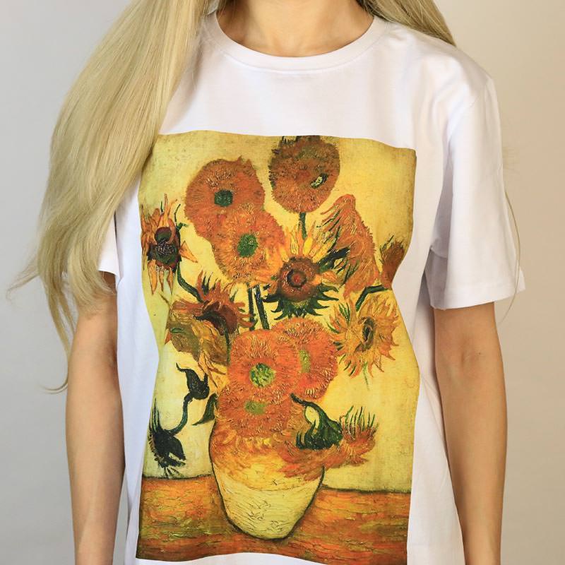VILZSTUDIOS Artistic floral graphic tee from VILZSTUDIOS