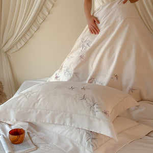 VILZSTUDIOS cream or pale gray bamboo and butterfly embroidered satin bedding set with flanged borders