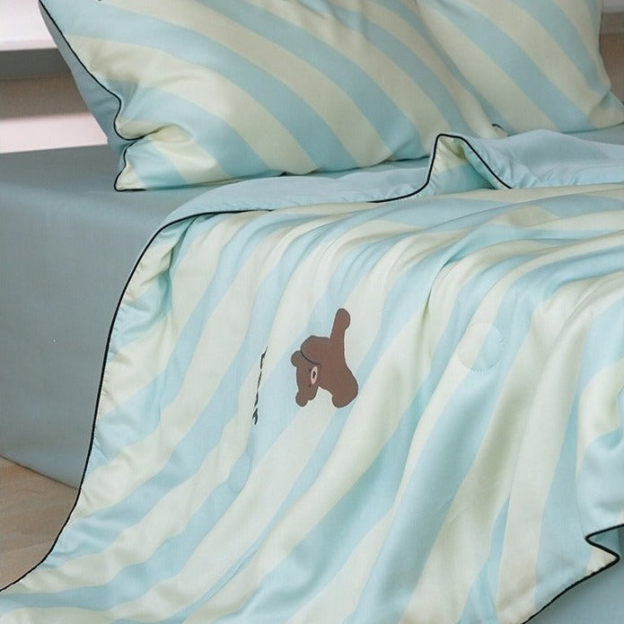 VILZSTUDIOS mint-blue and cream diagonal stripe summer quilt with brown cartoon bears and dark contrast piping