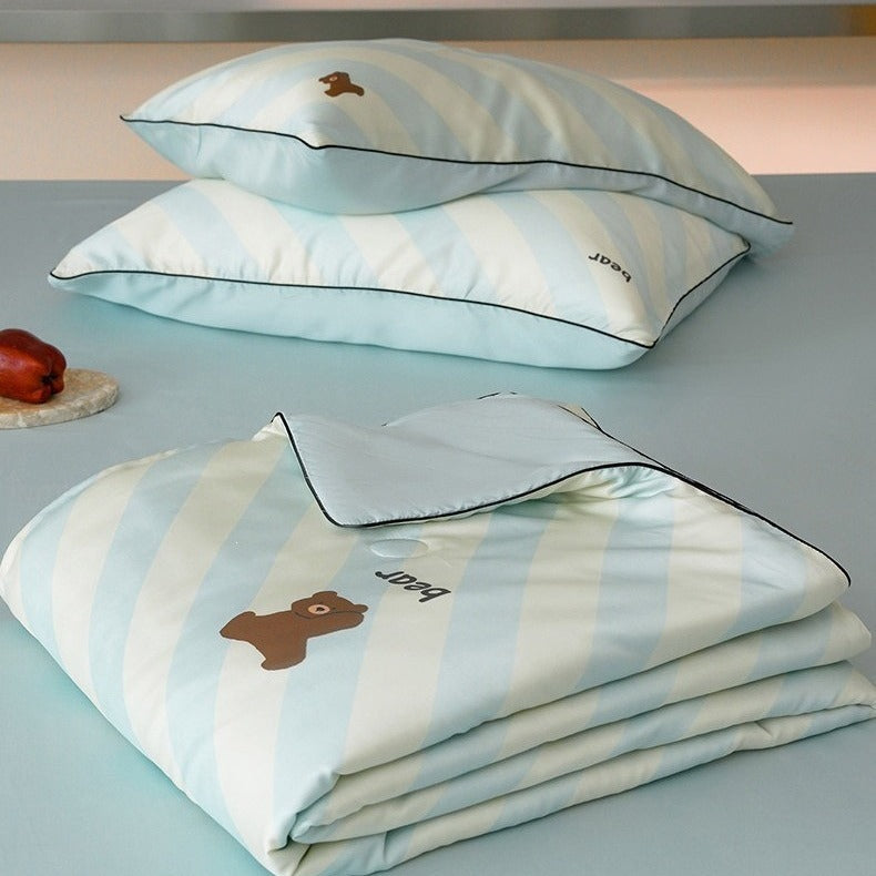 VILZSTUDIOS mint-blue and cream diagonal stripe summer quilt with brown cartoon bears and dark contrast piping