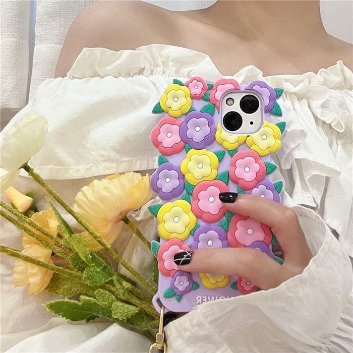 VILZSTUDIOS Floral design iPhone case