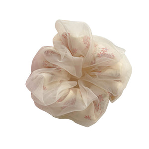 VILZSTUDIOS Floral textured scrunchie for hair styling