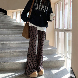 VILZSTUDIOS Floral flare trousers for stylish streetwear fashion