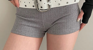 VILZSTUDIOS white bold c-shaped buckle belt