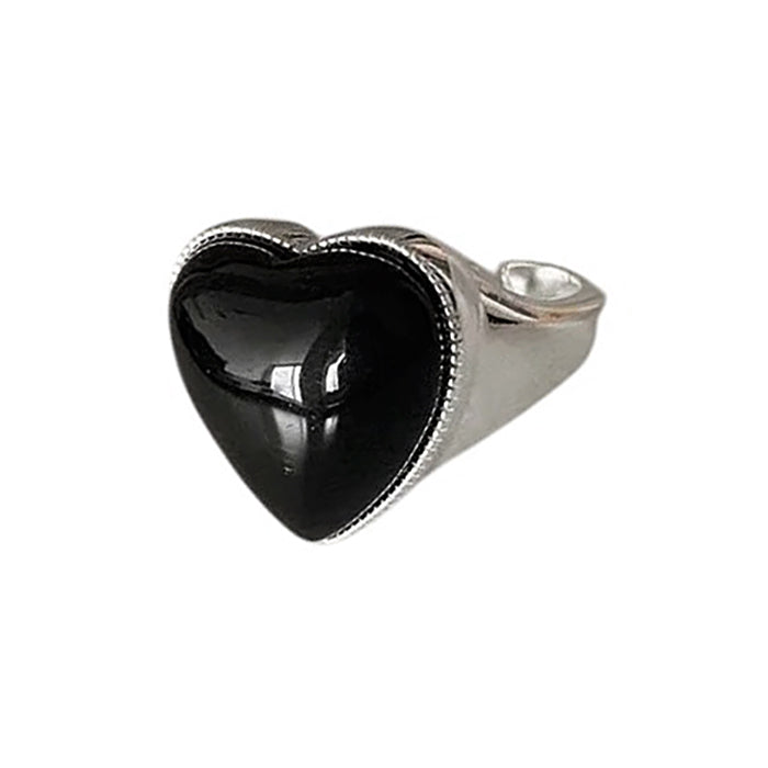 VILZSTUDIOS Chunky heart ring accessory