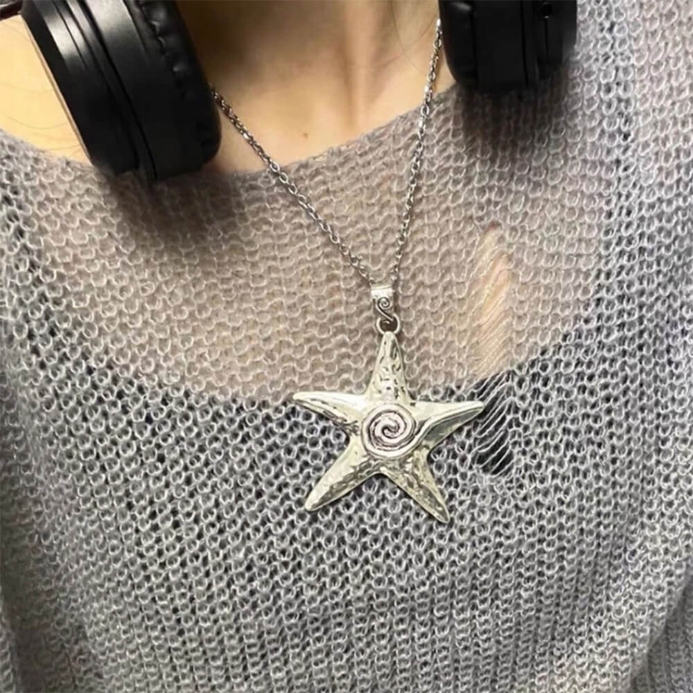 VILZSTUDIOS Stylish starfish pendant necklace