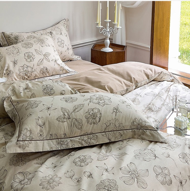 VILZSTUDIOS Earthy and soft lilac botanical duvet cover set with contrast-piped flange pillowcases