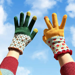 VILZSTUDIOS Stylish knit gloves with floral design