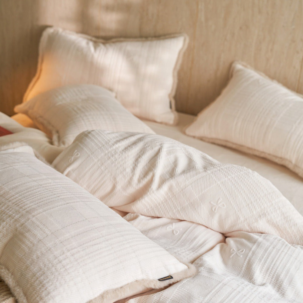 VILZSTUDIOS cream and blush-beige bow embroidered plaid duvet cover set with fluffy faux-fur trim