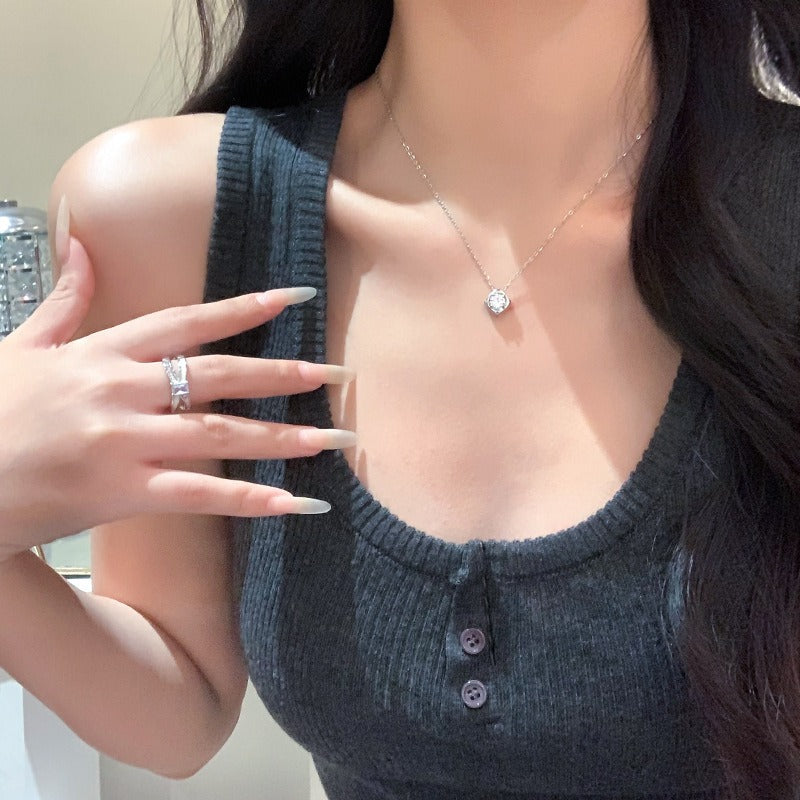 VILZSTUDIOS silver-tone clear stone pendant necklace