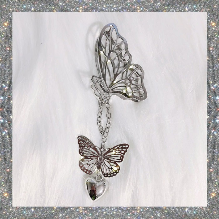 VILZSTUDIOS Butterfly grunge hair claw accessory