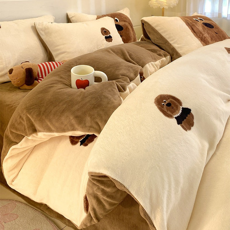 VILZSTUDIOS pastel and cream cartoon animal fleece bedding set with contrast-color underside