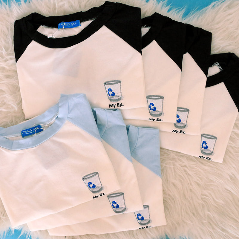 VILZSTUDIOS Casual raglan tee featuring blue sleeves and embroidery