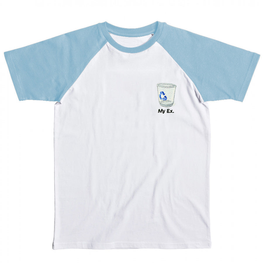 VILZSTUDIOS Casual raglan tee featuring blue sleeves and embroidery