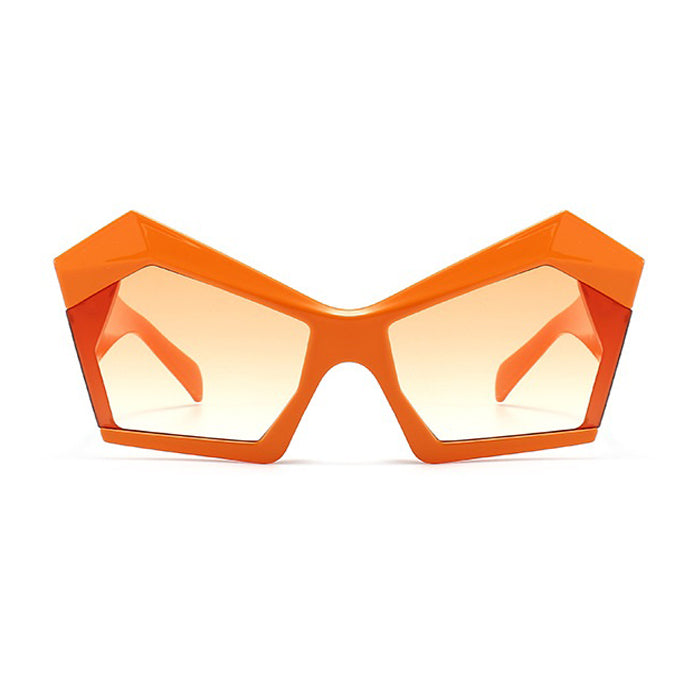 VILZSTUDIOS Cat eye sunglasses with thick frame and tinted lenses