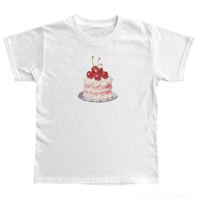VILZSTUDIOS Graphic tee featuring a birthday cake design