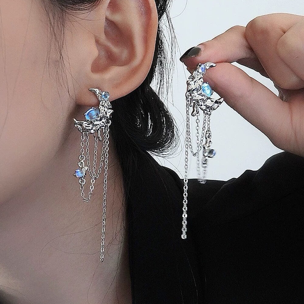 VILZSTUDIOS Asymmetrical earrings made from zinc alloy