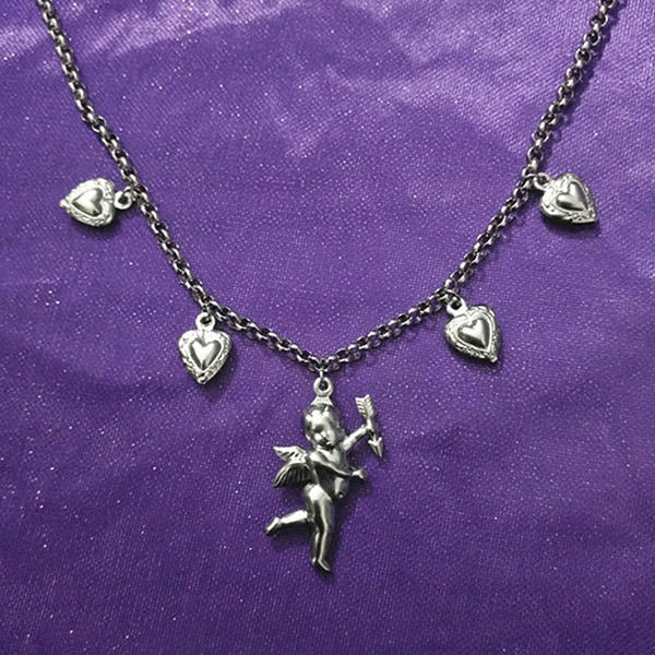 VILZSTUDIOS Stylish celestial charm pendant necklace