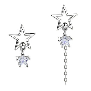 VILZSTUDIOS Asymmetric earrings with celestial design