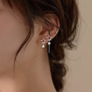 VILZSTUDIOS Asymmetric earrings with celestial design