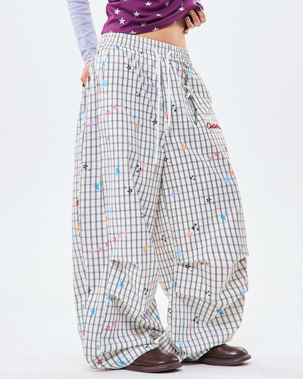 VILZSTUDIOS Wide leg pants with star and grid pattern