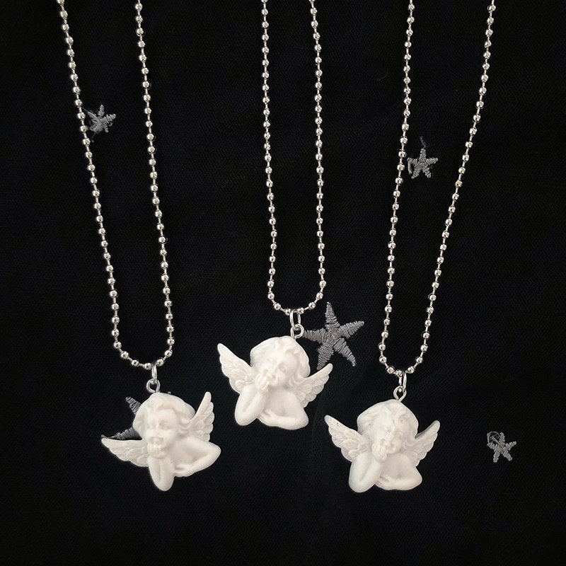 VILZSTUDIOS Stylish pendant chain necklace for fashion enthusiasts