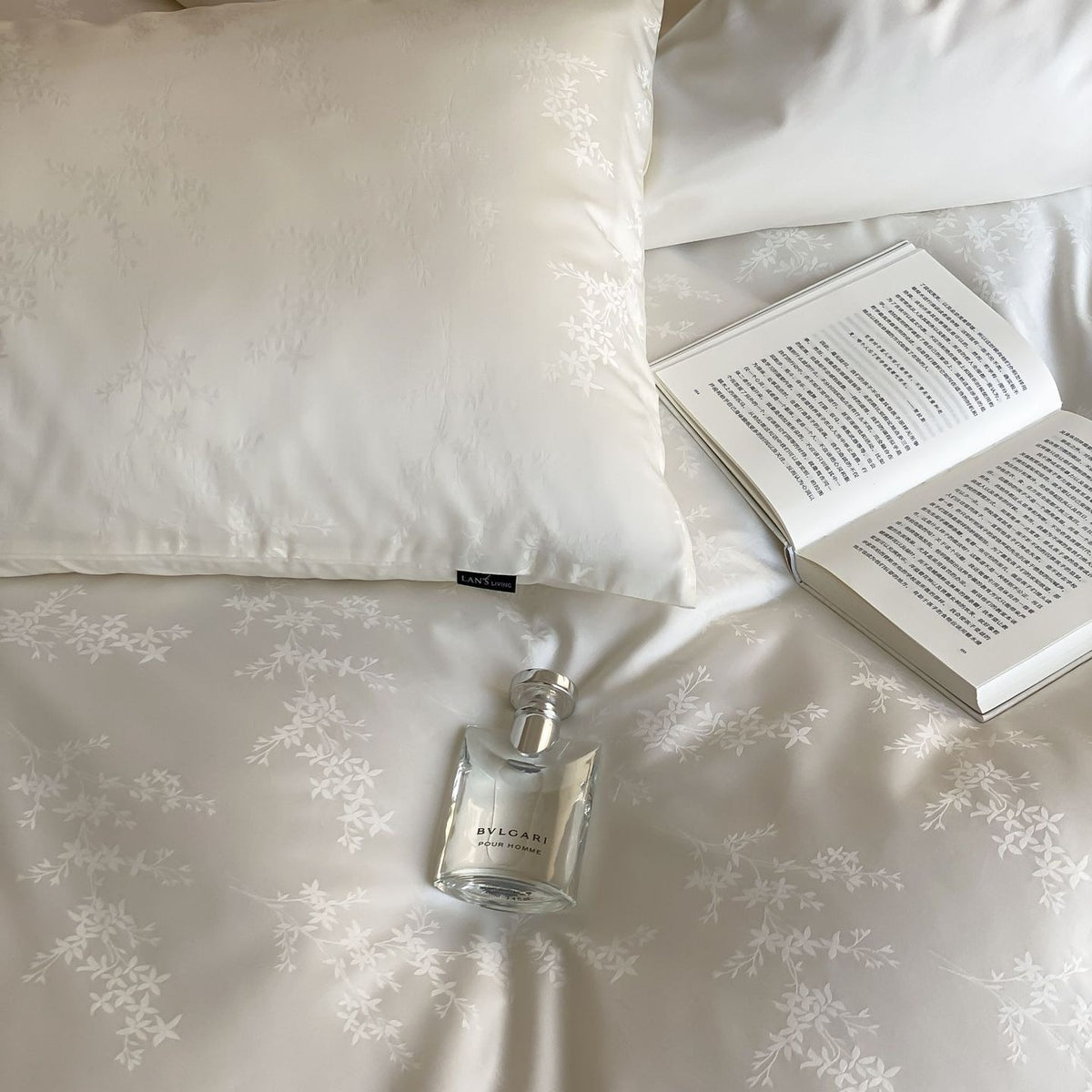VILZSTUDIOS champagne beige floral jacquard duvet cover set with solid borders and script embroidery