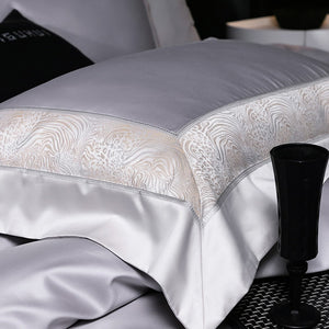 VILZSTUDIOS champagne and beige animal jacquard border duvet cover set with wide tailored flanges