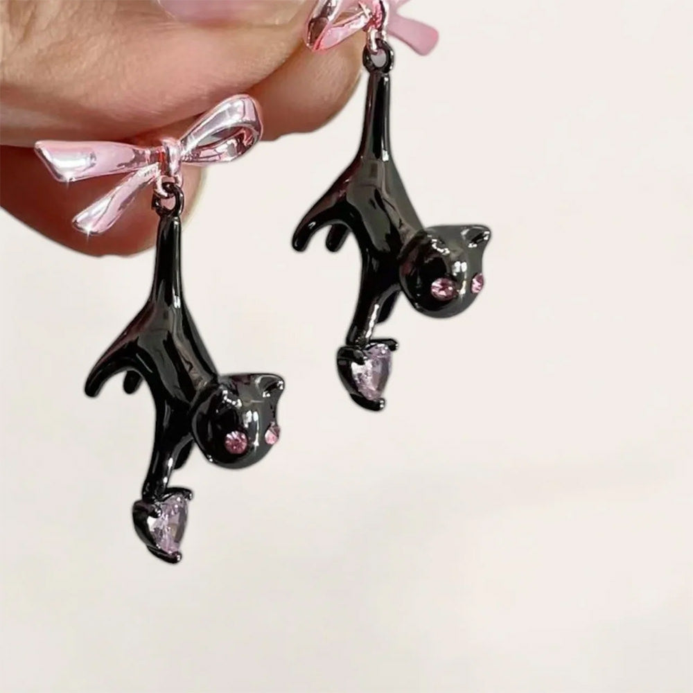 VILZSTUDIOS Cute kitten and bow earrings for stylish accessories