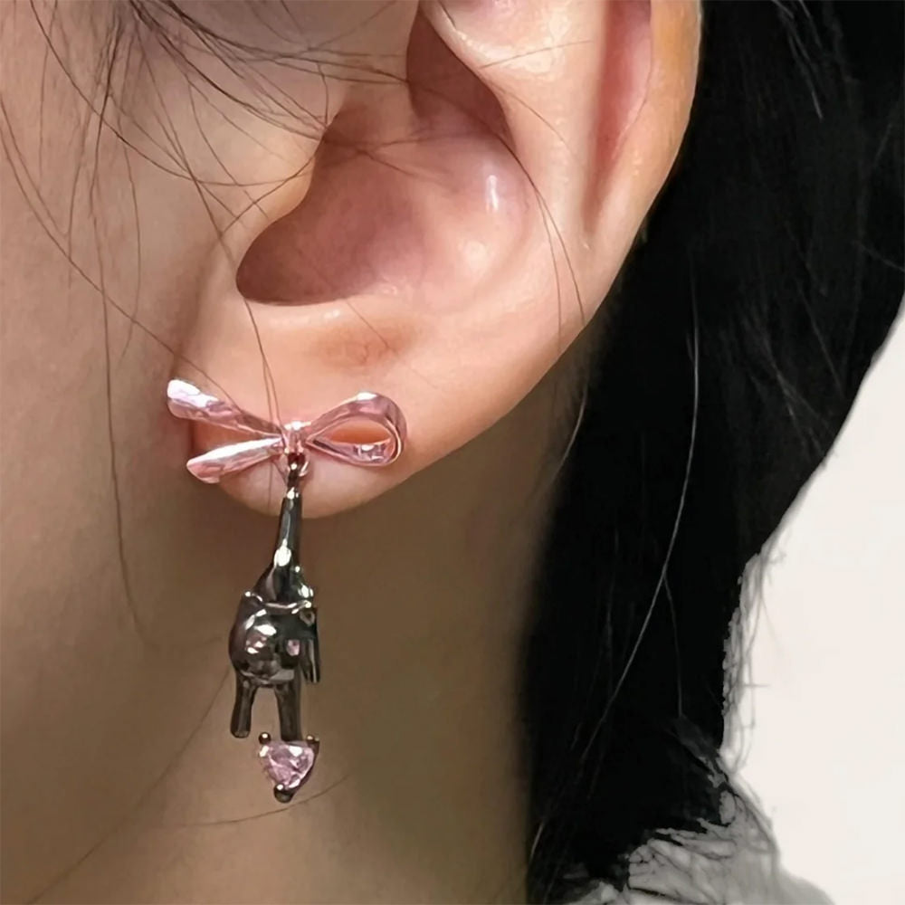 VILZSTUDIOS Cute kitten and bow earrings for stylish accessories