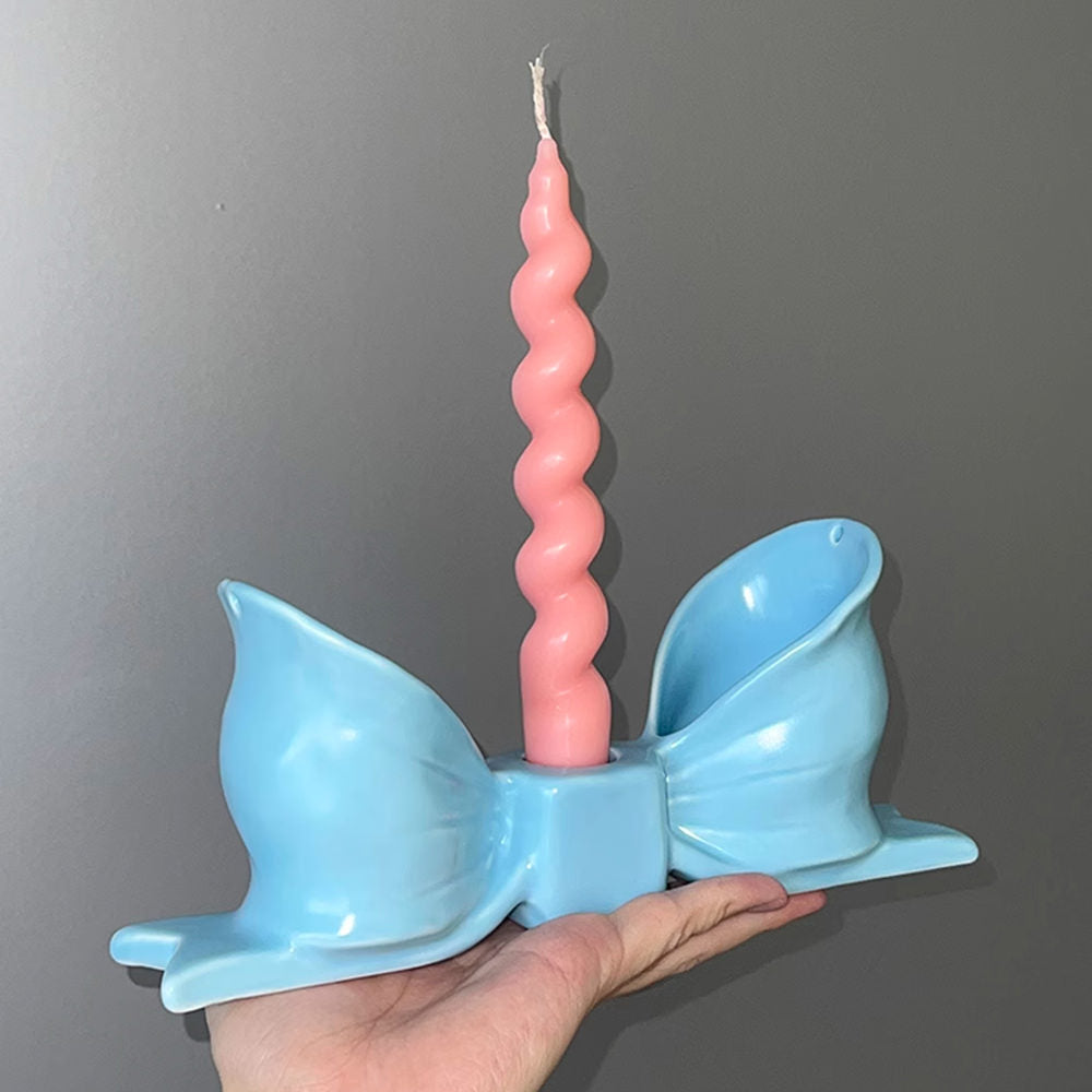 VILZSTUDIOS Ceramic bow shaped candle holder