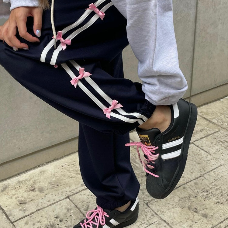 VILZSTUDIOS Stylish pants with side stripes and bows